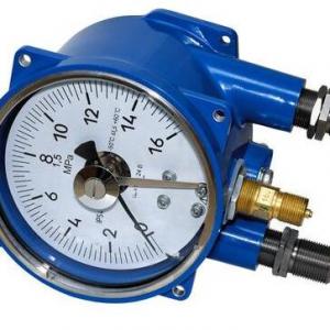 What is the difference between an electric contact pressure gauge and a pressure gauge