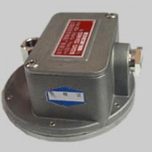 D520 / 11DD pressure controller